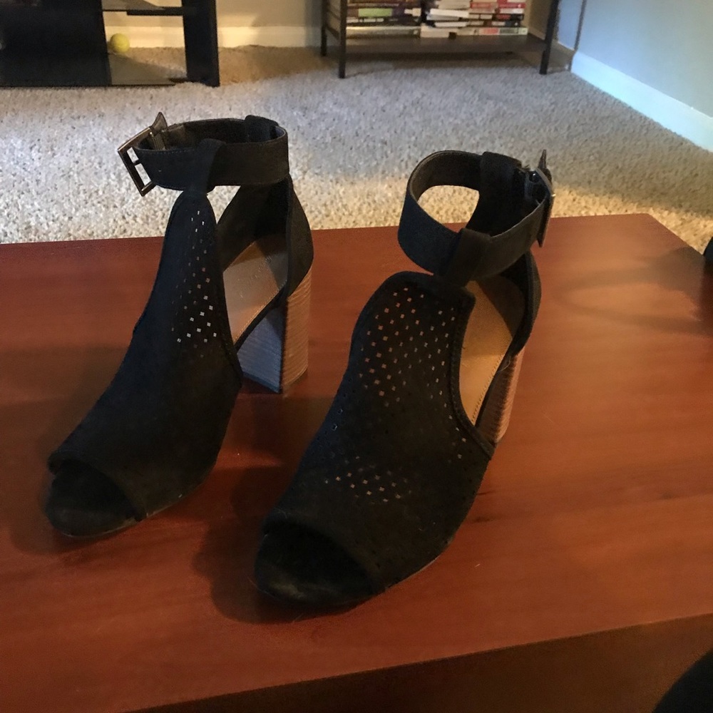 Universal Thread High Heels